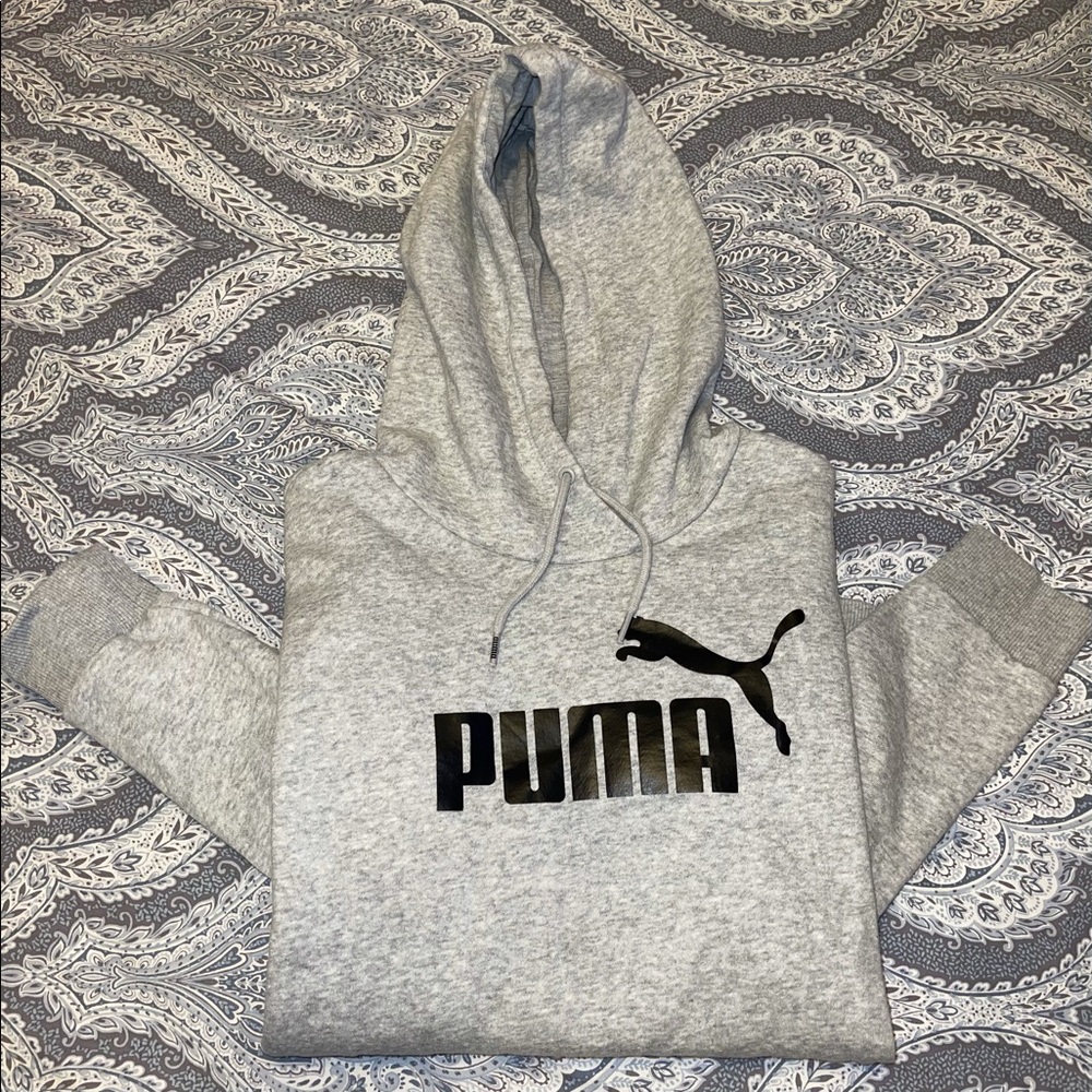 Puma sweater